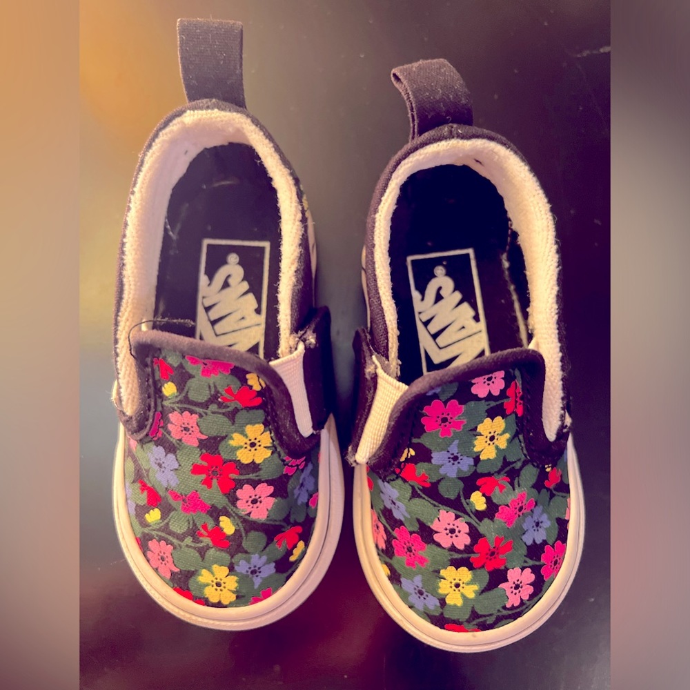 VANS Floral Classic Slip-on sneakers toddler size 4.5